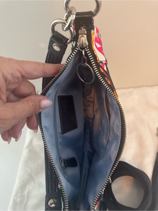 NWOT Coach poppy graffiti Pochette Shoulder Bag with crossbody strap- Multicolor